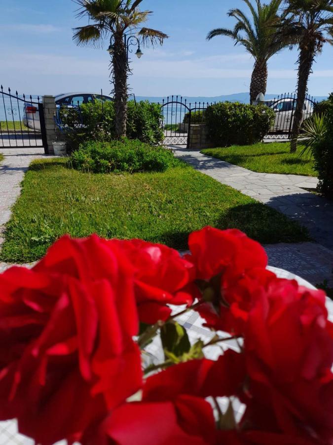 Cozy Maisonette In Pefkochori Chalkidiki Екстер'єр фото